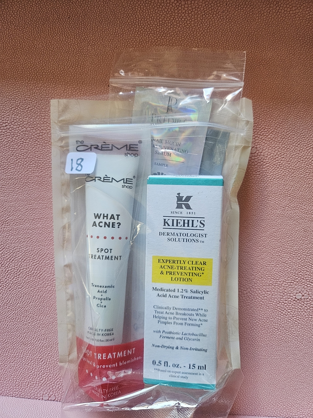 Kiehl's Acne-Treatment Duo in White, Teal & Pink